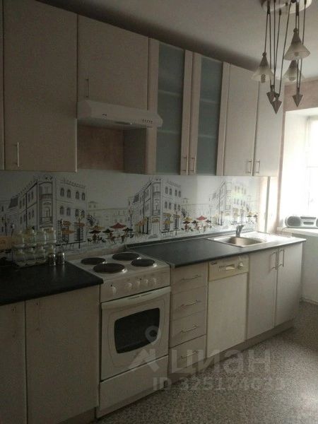 Вокзальная магистраль - 13 №1