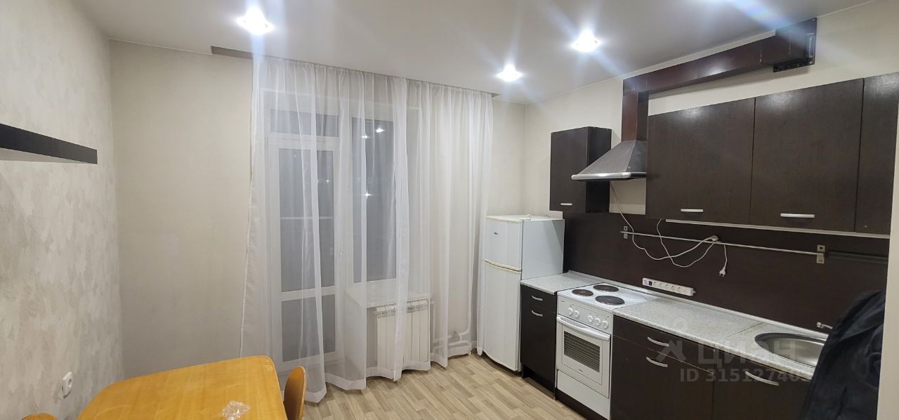 Адриена Лежена - 27 №3