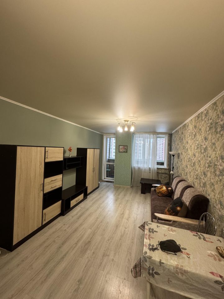 Есенина - 12/2 №1