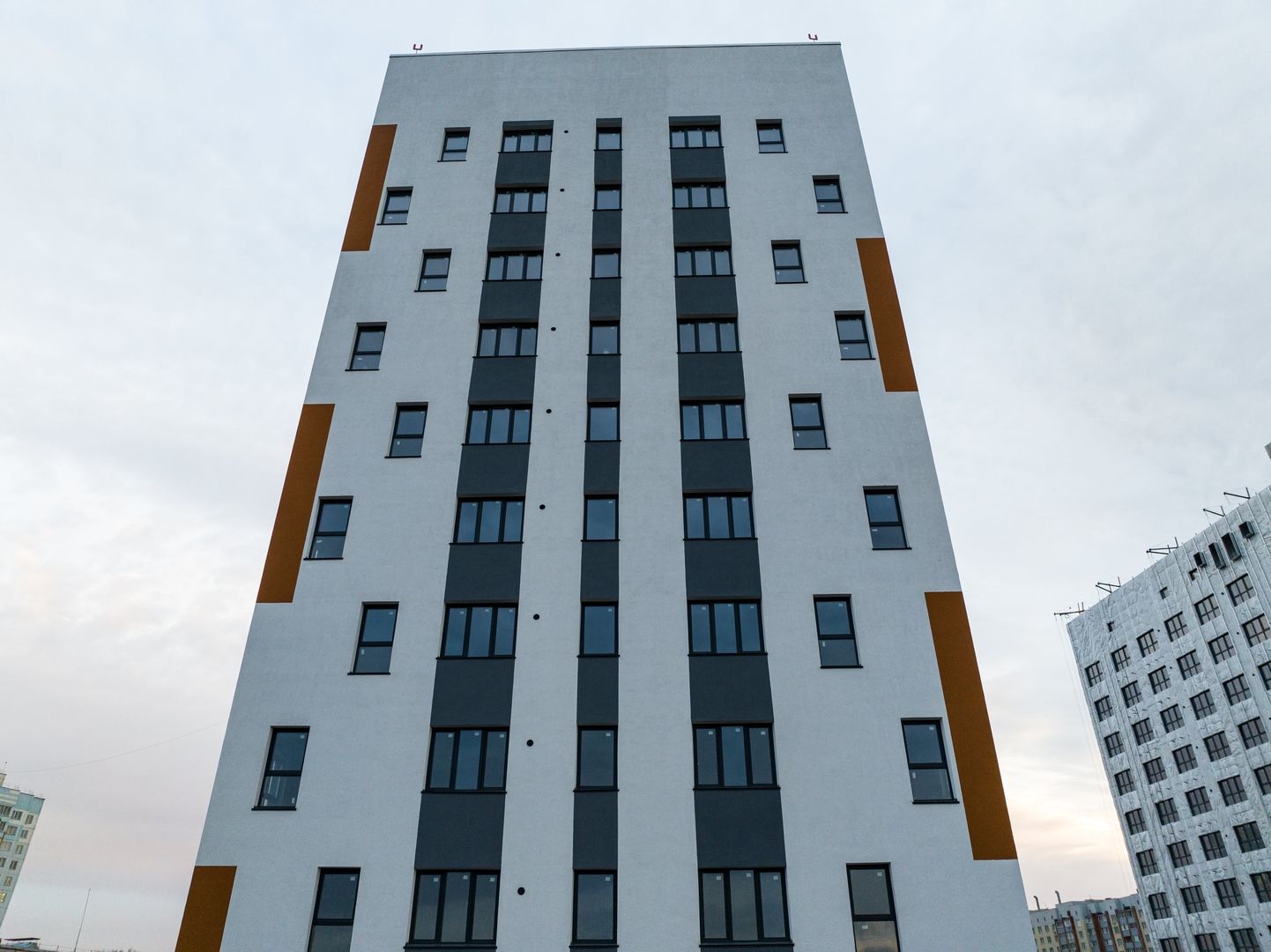 Первый на Есенина №11