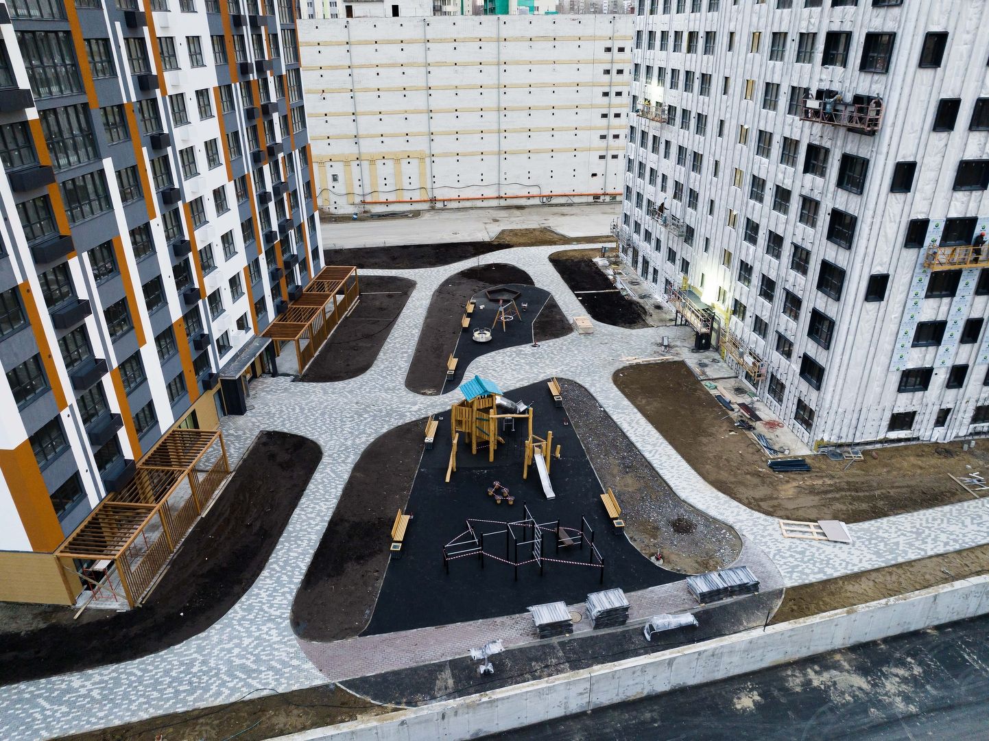 Первый на Есенина №3